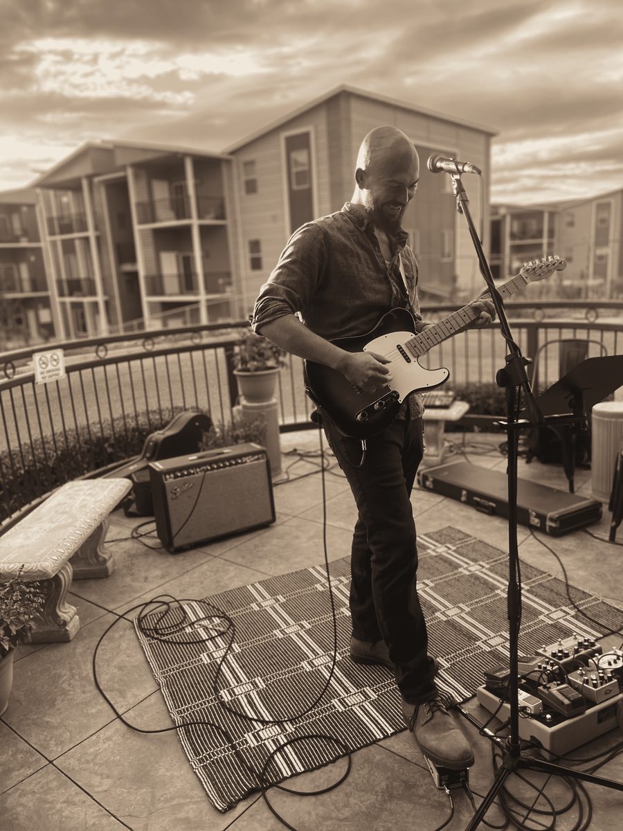 Dane playing a live set